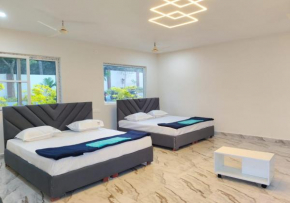 Hangout Hills Resorts